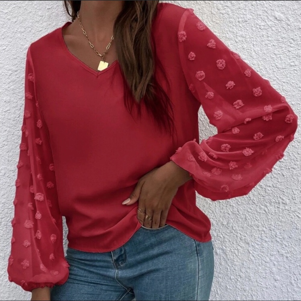 Kara and Kate 🔥🔥🔴 Red 🔴Dot 🔴Sleeve 🔴Blouse 🔴GORGEOUS!🥰